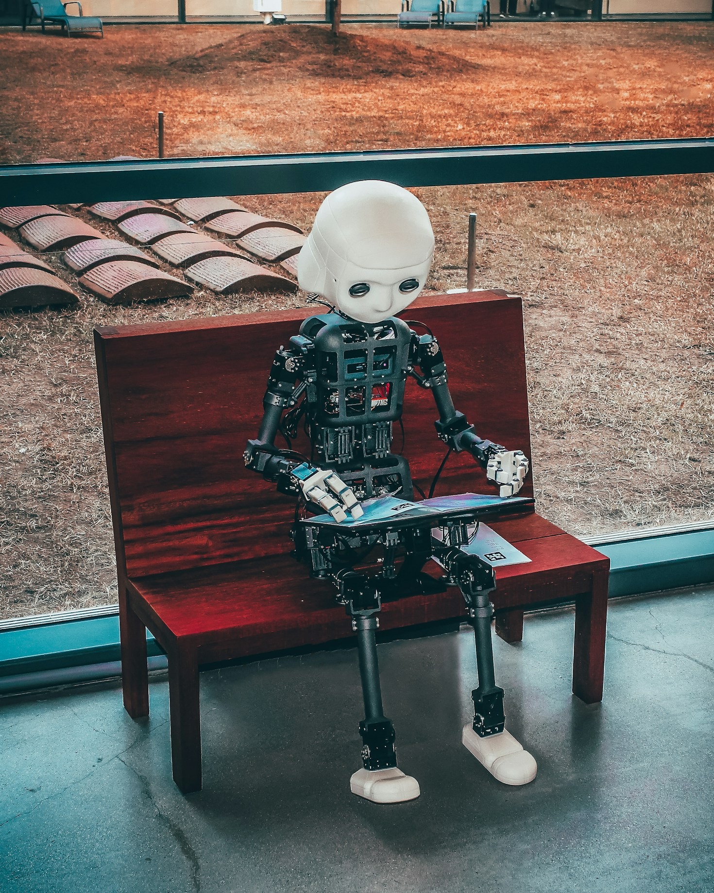 Top AI Tools for Simplifying Your Day